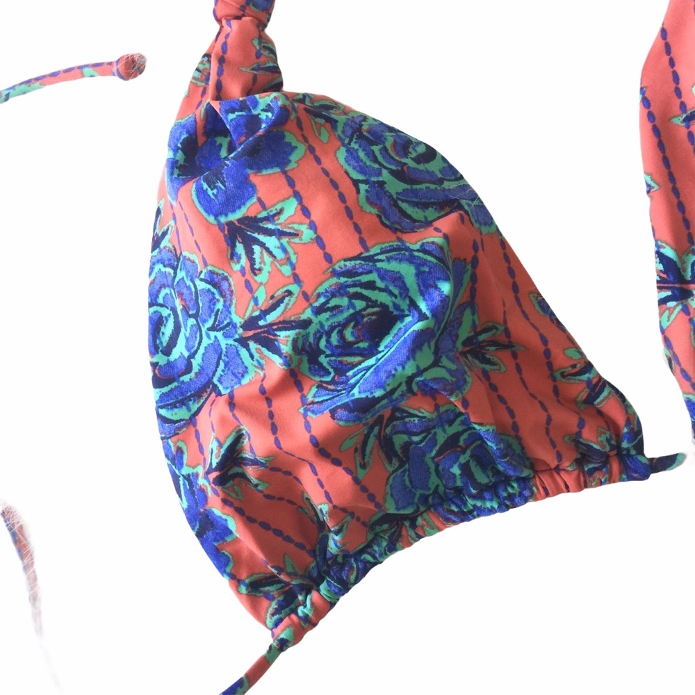 new Vix โฆ Iva Bia Triangle Bikini Top โฆ Rose Print - Picture 5 of 11